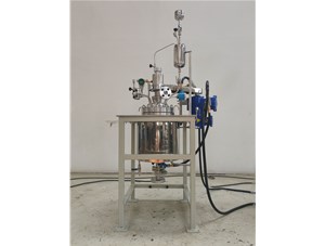 10L不銹鋼手動吊桿升降反應釜已完工發(fā)往淄博